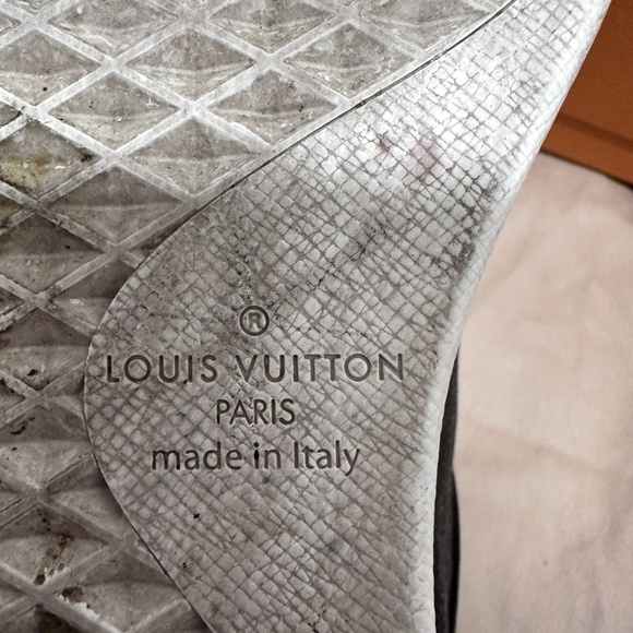 Louis Vuitton Luxembourg Man - Picture 5 of 6